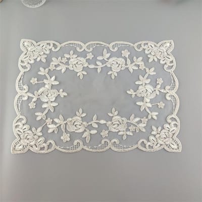 Europese Vintage Geborduurde Rechthoekige Tafelmat Wandkast Wijnglas Antieke Vaas Cover Pad Theekransje Woonkamer Decoratie 30x42cm