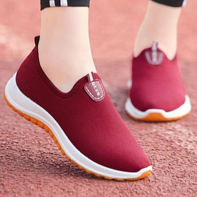Enkele schoen Moeder Vader Oude schoenen van middelbare leeftijd en ouderen Antislip wandelschoenen met zachte zool Mannen en vrouwen Oude Beijing stoffen schoenen 40 wijnrode kleur