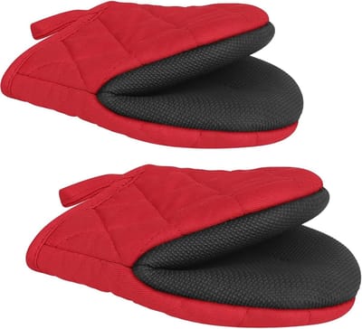 1 paar korte, hittebestendige siliconen mini-keukenhandschoenen met een antislipoppervlak en ophanglus, geschikt voor gebruik met grills, magnetrons en andere keukenapparaten (rood).