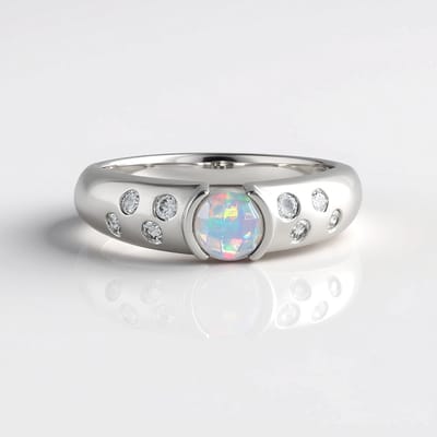 Cavill - Elegante Damesring - 925 Sterling Zilver met Platina Plating - Welo-opaal 0,315 ct Rond Schaakbord - 8 Cambodjaanse Zirkonia 0,252 ct