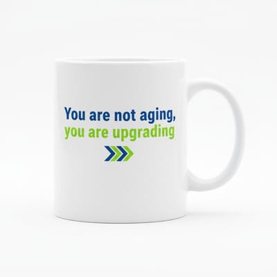 You Are Not Aging You Are Upgrading Mok – Motiverende Verjaardags Quote Keramische Koffiemok – 330 ml