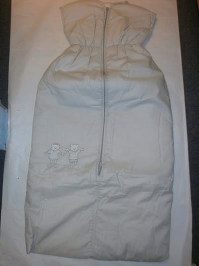 Vaco - Slaapzak - Licht grijst - Beertjes- 90 / 110cm - Zonder mouw