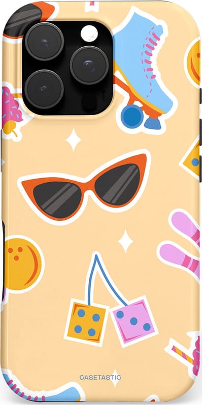 Casetastic hoesje geschikt voor Apple iPhone 16 Pro - MagSafe - Dubbellaagse bescherming - Milkshake vibes - Fashion Case - Beige Lichtblauw Lila Wit