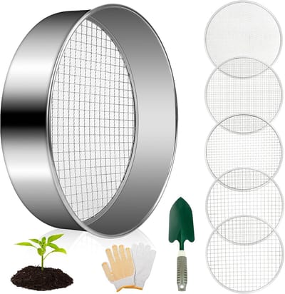 Tuinzeefset van roestvrij staal - Inclusief verwisselbare zeven - 1 zeefrek + 5 zeven + 1 paar tuinhandschoenen + 1 tuinschep - Geschikt voor het zeven van aarde, zand en grind - Geschikt voor bonsai en tuinieren - (3 mm, 6 mm, 8 mm, 10 mm, 12 mm)