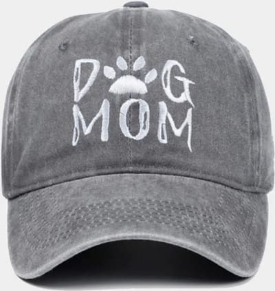 Cap Dog Mom grijs met witte geborduurde tekst - cap - dog - mom - hod - huisdier - pet - grijs - cadeau - verjaardag