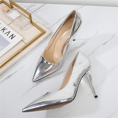 Escarpins à talons hauts de 9,5 cm pour femmes, chaussures brillantes en cuir verni, talons aiguilles, grande taille 46, chaussures de bureau brillantes pour discothèque 35 beige