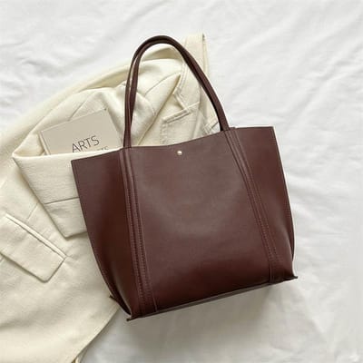 Nieuwe Dames Retro Handtassen met Grote Capaciteit Trendy Mode Tote Bags Casual Niche Schoudertassen