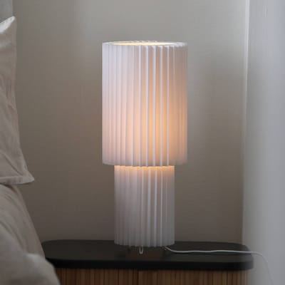 Markslöjd tafellamp Catis, wit, 45 cm hoog, textiel, E27