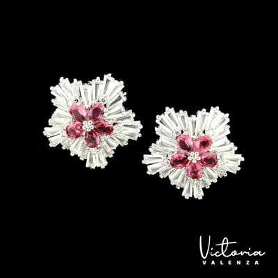 Victoria Valenza Fiore Luxe Oorbellen Dames Messing Oorknopjes Dames Oorringen - Rode Steen - Kleur Zilver - 1 Paar