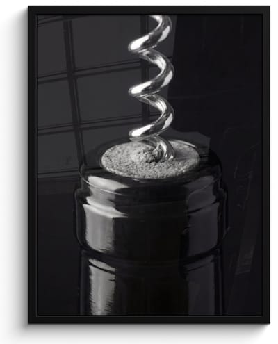 Poster in lijst - Fotolijst 60x80 cm - Posters - Kurkentrekker - Wijn - Zwart - Wit - Posterlijst zwart - Decoratie - Wanddecoratie woonkamer - Muurdecoratie slaapkamer