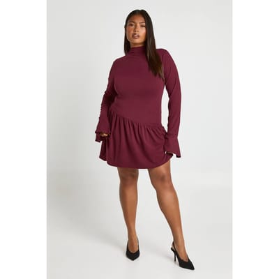 boohoo Dames Plus superzachte skaterjurk met uitlopende mouwen en afvallende zoom | Kastanjebruin | Maat: 50
