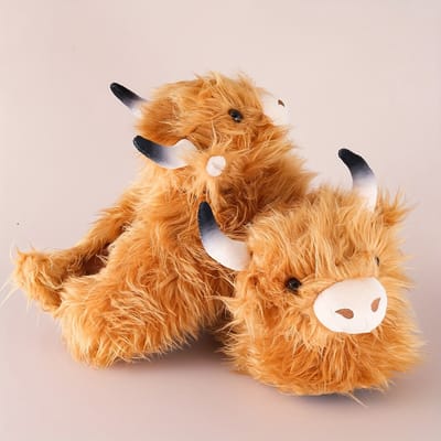 Grappige pantoffels | Schotse Hooglander sloffen | One size fits all maat 36 t/m 40 voor Kinderen, Dames en Heren | Koe Pantoffel | Zachte binnenschoenen | Sloffen en Pantoffels maat 36, 37, 38, 39 en 40