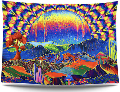Ulticool Wandkleed - Regenboog Zon Bergen - Glow in the Dark Decoratie - Psychedelic - Blacklight Party Doek - 200x150 cm - Backdrop UV Lamp - Groot wandtapijt - Poster - Neon Fluor Verlichting - Tiener Jongen Meisje