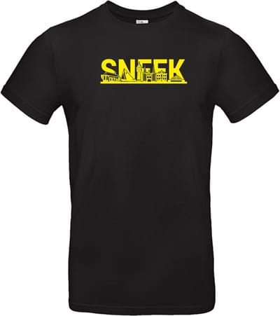T- shirt zwart met opdruk skyline Sneek maat S van Shirtmakelaar