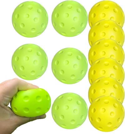 Stille trainingsballen - Kleine oefenballen - Binnen en buiten - Zacht dempend materiaal - 12 stuks 7.4 cm - Enkele attribuut