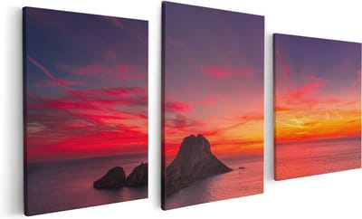 Artaza Canvas Schilderij Drieluik Ibiza Rotsen Eiland bij Zonsondergang - 120x60 cm - Wanddecoratie Woonkamer - Schilderijen - Muurdecoratie