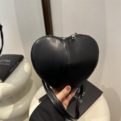 Nieuwe lente- en zomermode: Hot Girl Love kleine vierkante tas met een stijlvolle textuur, diagonaal te dragen over één schouder. black