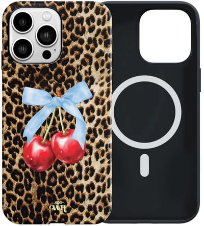 xoxo Wildhearts siliconen hoesje geschikt voor iPhone 13 Pro MagSafe hoesje - Berry Wild - Magnetisch telefoonhoesje - Magneet case - Backcover met dubbele bescherming - Tijgerprint / Luipaardprint - Kers print - Kersen Panterprint
