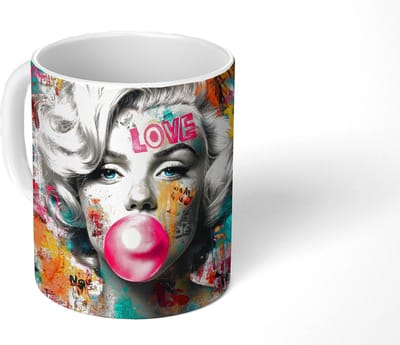 Mok - Koffiemok - Vrouw - Kauwgom - Graffiti - Neonkleuren - Mokken - 350 ML - Beker - Koffiemokken - Theemok