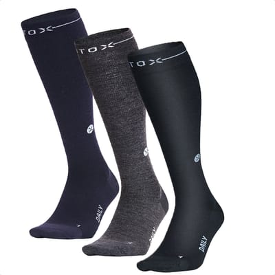 STOX Energy Socks Merino Everyday Sokken Heren - 3 Pack - Compressiekousen - Zwart / Lichtgrijs / Donkerblauw - Merino Wol Compressie Sokken - Naadloos - Steunkousen - Maat: 40-44 (3 paar)