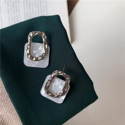 Overdreven Persoonlijkheid Onregelmatige Hars Clip-on Oorbellen Europa Amerika Modieuze Vintage Geometrische Oorbellen Dames Sieraden gray