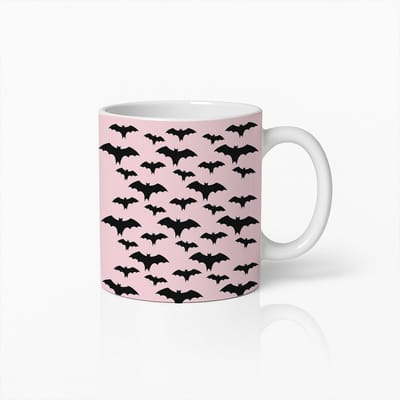 Roze Vleermuis Patroon Koffiemok 330ml – Griezelige Halloween Mok met Zwarte Vleermuizen – Uniek Cadeau voor Horror- & Gothic Liefhebbers