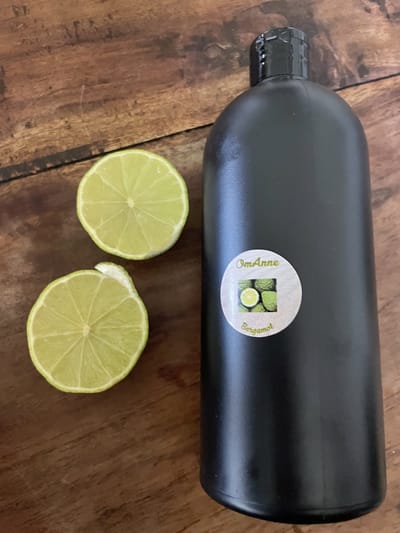 Douche en Bad Schuim Bergamot 500 ml. Puur Natuur!! Van OmAnne Prijs inclusief verzending!!