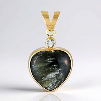 Cavill - Zilveren hanger verguld - 16 6ct groene serafiniet hartvorm - 0 35ct witte topaas rond - 925 sterling zilver elegante cabochon