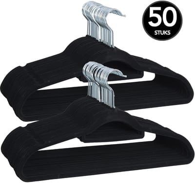 Infinity Goods 50 Kledinghangers Fluweel - Kleerhanger met Anti-Slip - Broekhanger - Metalen Haak - Volwassenen - 50 Stuks - Zwart