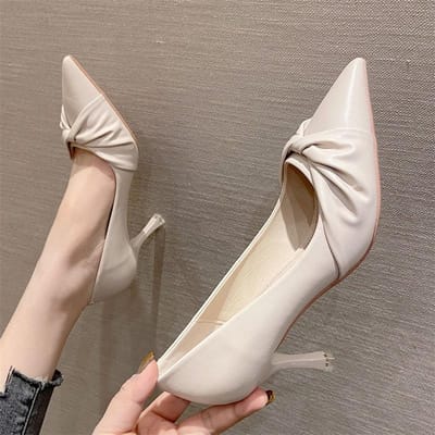 Koreaanse Versie Feeërieke Enkele Schoenen Vrouwelijke Puntige Neus Stiletto Hoge Hakken Niche Temperament Professionele Dames Schoenen 40