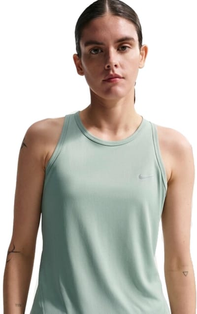 Nike Tempo Dri-fit Dames Top Hv3809-007 - Kleur Zwart - Maat XS