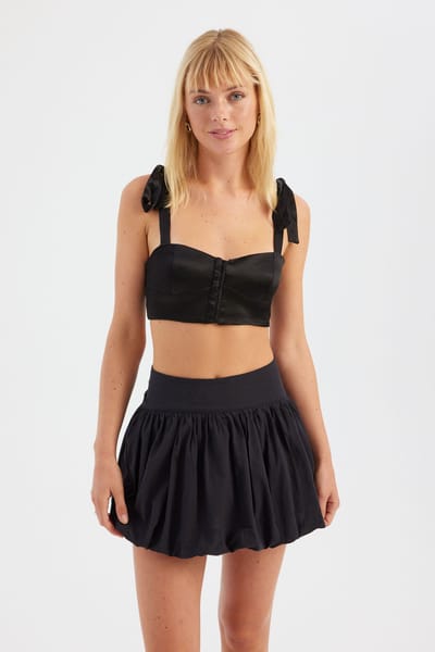Lieve hals crop top met een strikdetail