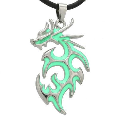 Glow in the dark ketting voor heren en jongens met zilverkleurige draak hanger en groen licht