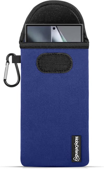 MobyDefend Hoesje - Geschikt voor Samsung Galaxy S24 Ultra - Neopreen Pouch Met Karabijnhaak - Insteek - Riemlus - Blauw