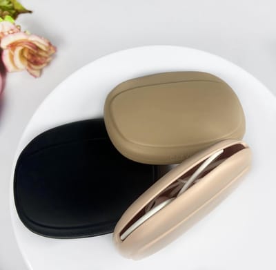 Siliconen oordopjes opbergdoos - Kabel opbergdoos - Mini sleutelkastje - Draagbare opbergzak voor bedrade oordopjes (Zwart - Bruin - Beige - 3 stuks)