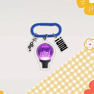 KPOP G-Idle Carabiner Bag Charm LightStick Keychain [Sleutelhanger]