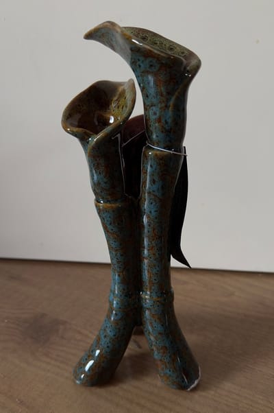 Villa Pottery - Porselein - vaasje Violet voor 3 bloemen - blauw/bruin - 23,5 cm