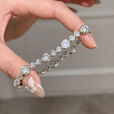 Bubble Diamant Armband Lichte Luxe Hoge Smaak Niche Verfijnd Veelzijdig Diamant Armband Dames White Gold