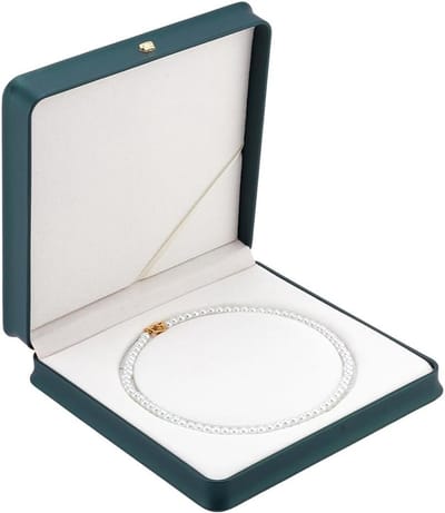 Juwelendoos - Opbergdoos Kettingen - Sieraden Presenteren - Fluwelen Binnenzijde - 19 x 19 x 4 cm - Groen