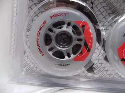 Skate wielen Kryptonics NEXT 90 MM hardheid 85A 4 pack