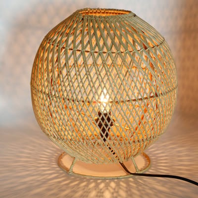 Rattan tafellamp – Nachtlamp – Bedlampje – Woonkamer en slaapkamer
