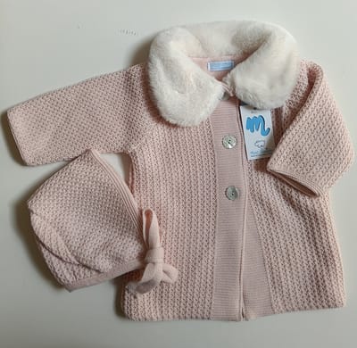 Mac Ilusion gebreide meisjes jas met creme bontkraag en bijpassende muts | 9893| Nude / zachtroze | 1 maand | maat 56 | winter