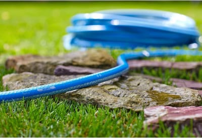 Flexibele 6-laagse drinkwaterslang voor tuinirrigatie - UV-bestendig, anti-twist, 30m