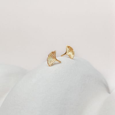 Ava & Imber | Ginkgo Studs Goud Vermeil | Ginkgo Oorbellen Oorstekers Blad | Gold Vermeil Verguld 925 Sterling Zilver