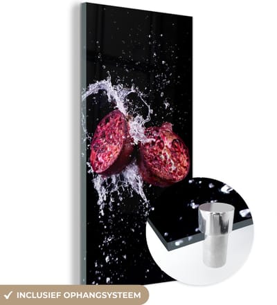 MuchoWow® Glasschilderij 60x120 cm - Schilderij acrylglas - Granaatappel - Fruit - Water - Zwart - Paars - Foto op glas - Schilderijen