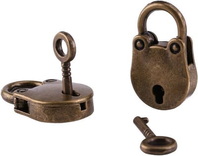 Vintage Sleutelslot Set - 3 Handgemaakte Sleutelsloten voor Journal en Vrienden - Unieke Materialen en Ontwerpen