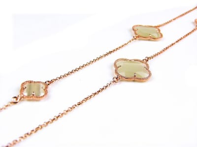 model Fiori gesloten klavers collier in zilver roze verguld parelmoer klavers