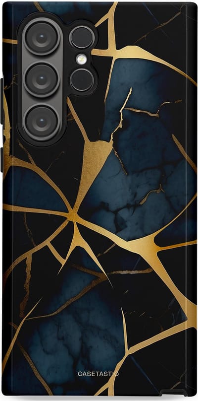 Casetastic hoesje geschikt voor Samsung Galaxy S23 Ultra - Dubbellaagse bescherming - Sterrennacht Marmer Goud - Fashion Case - Zwart Goud Donkerblauw