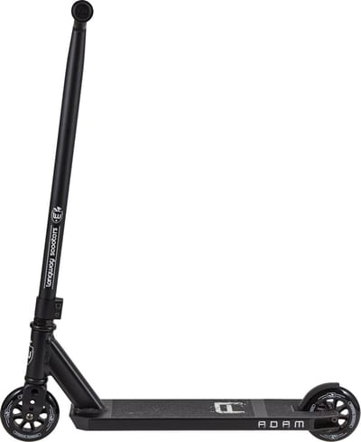 Longway Adam Stuntstep Zwart