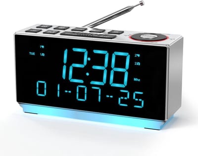 DAB+ & FM-radiowekker met Bluetooth, 40 voorinstellingen, hoofdtelefoon, dubbele wekker met sluimer- en slaaptimer, twee oplaadaansluitingen, dimbaar, temperatuur- en vochtigheidsweergave